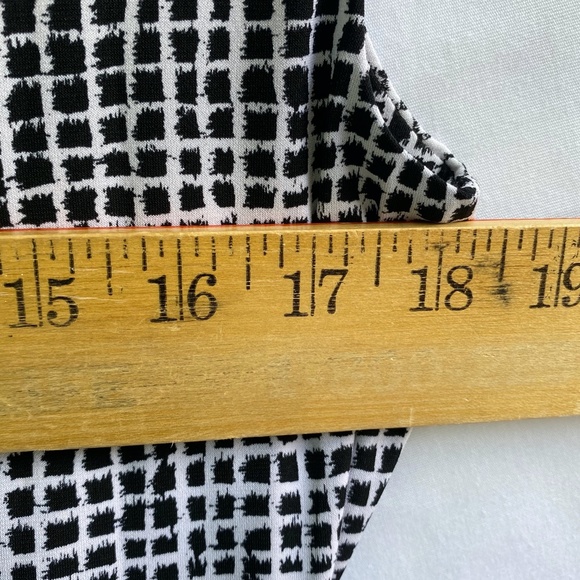 H Halston Printed Jet Set Jersey Cap Sleeve Dress - Picture 6 of 9